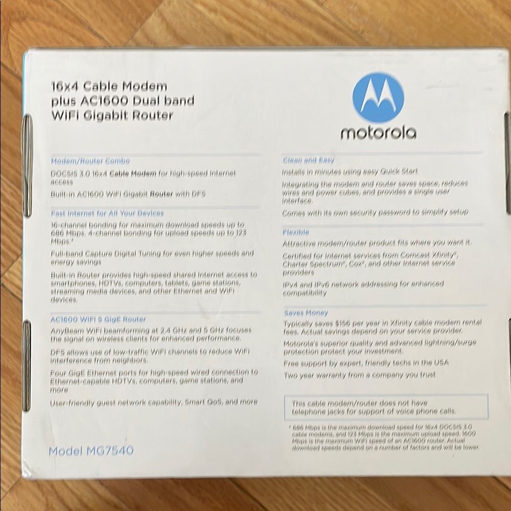 Motorola Black Cable Modem Plus AC1600 WiFi Router - Picture 3 of 5
